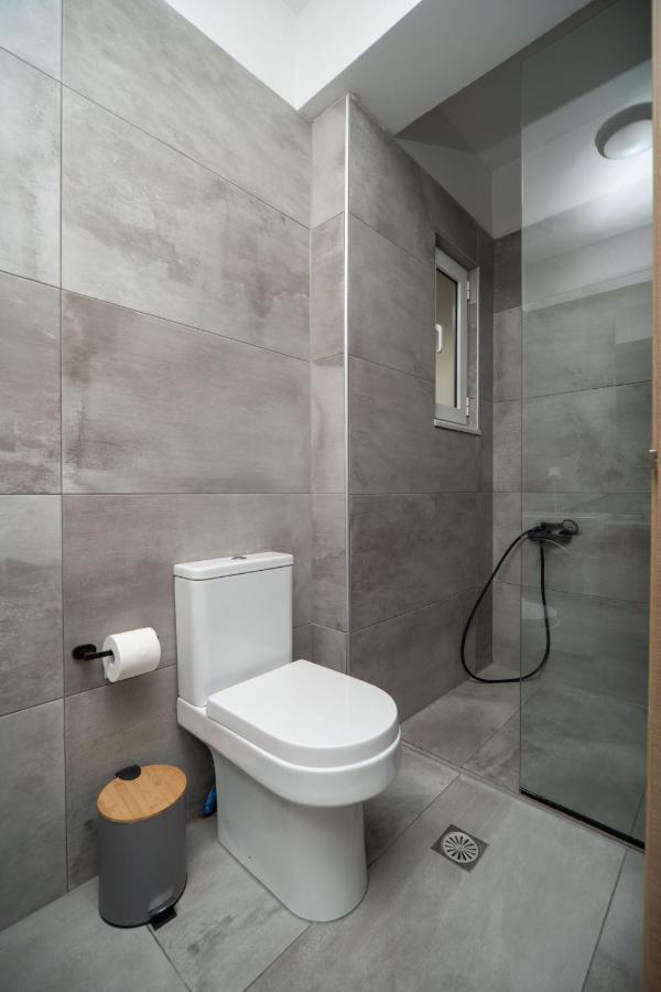 City Beach Apartment Chania  Buitenkant foto